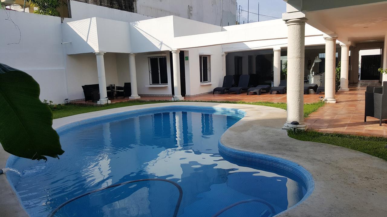 Suites Rosas Cancún Eksteriør bilde